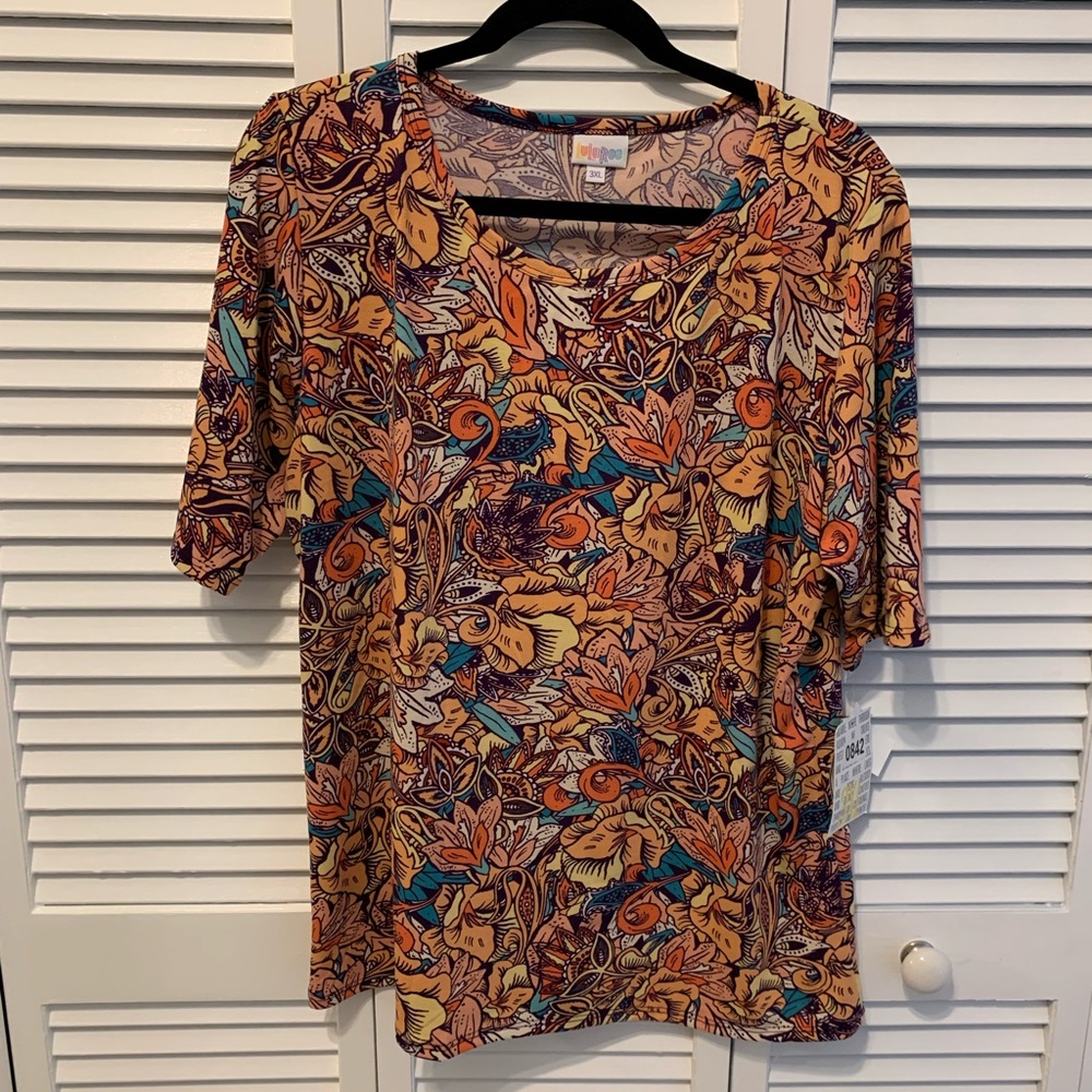 NWT LuLaRoe GiGi in 3XL
